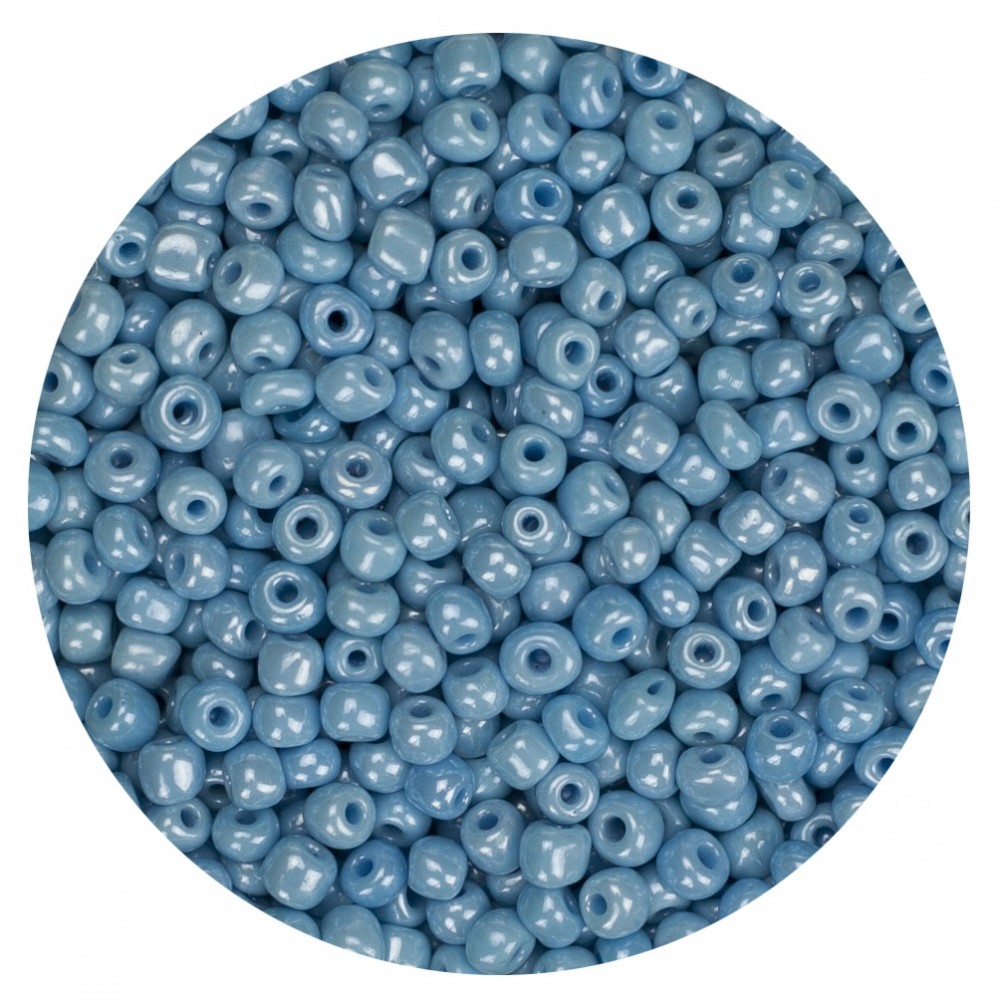 Koraliki szklane grube 6 mm kolor 123 świetlisty niebieski